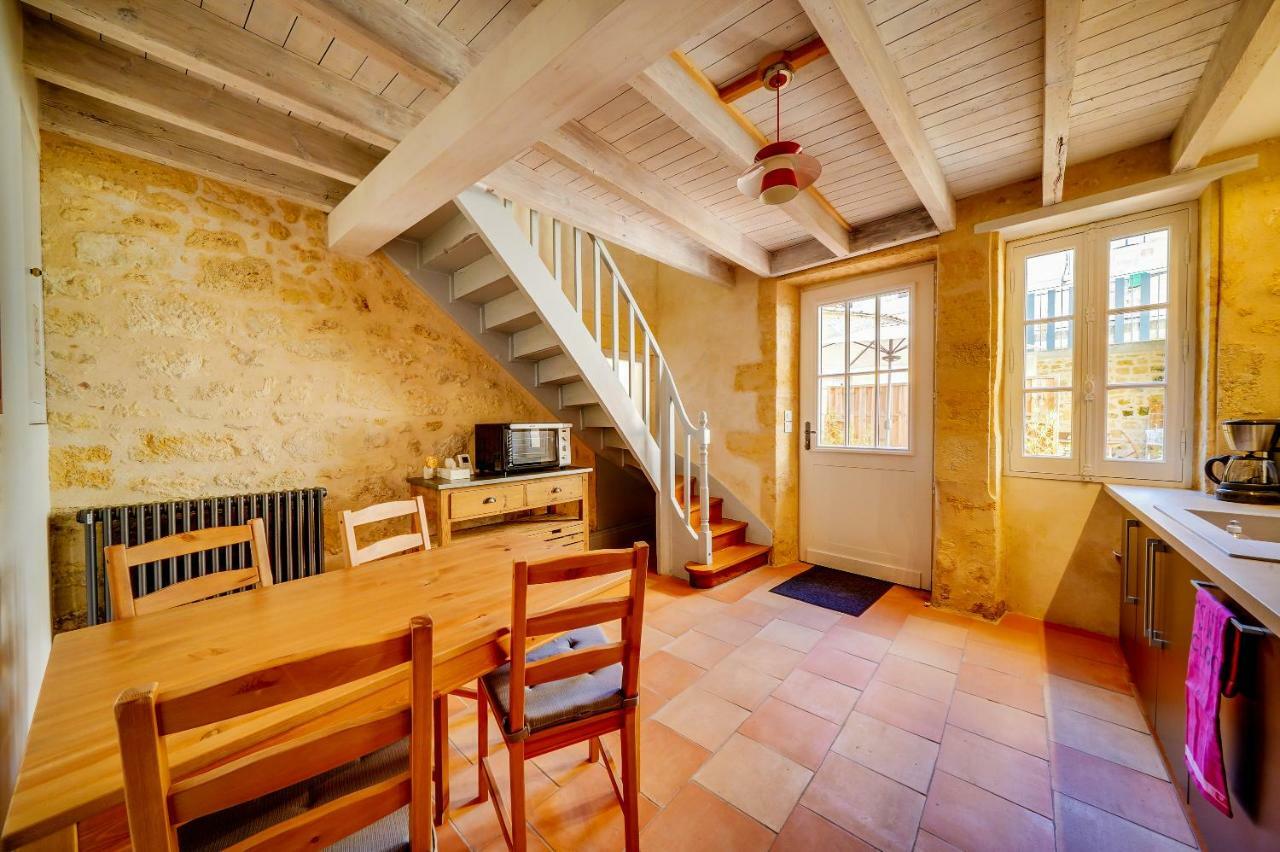 Logis Loiseau Avec Terrasse Saint-Émilion Exterior foto